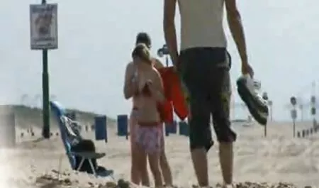 (سابرينا) أصلحت موقع افلام سكس مترجم عربي الرجل للتو ، ولا يمكنه الجلوس على كرسي.