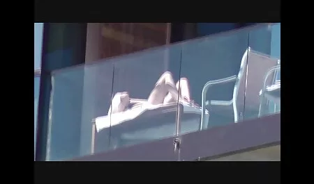 مدرب على الحظ افلام سكس مترجم احترافى مع فتاة جميلة.