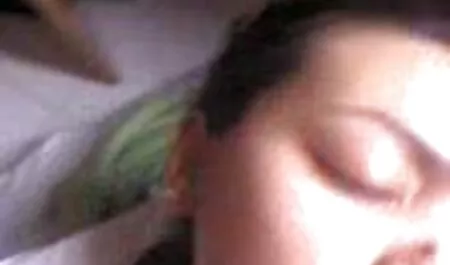 الفتاة ذات الشعر الأحمر تحب التدليك افلام سكس مترجم للعربية ، فهي لطيفة لأصدقائه.