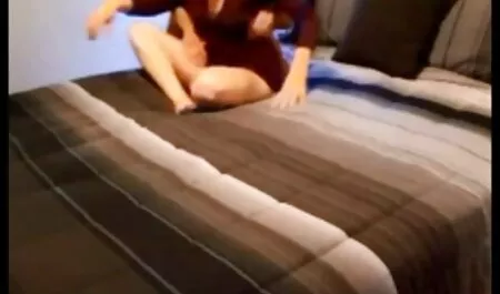 الفتيات تزعج خلق جنس مترجم نار