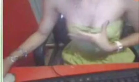 تفاجأ الفتيات الروسيات من افلام سكس مترجم عربي طويل قبل عضو مع.