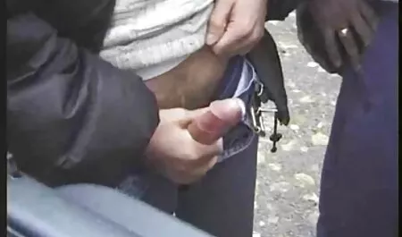انزلقت على الفتاة النائمة ، وتحويل الدخول على جنس قديم مترجم الكاميرا الرقمية.