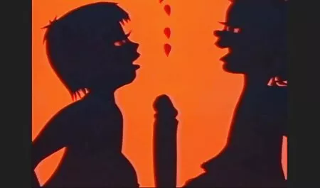 مع الوشم على افلام سكس ساعتين مترجم الجسم من زملائه الغولف
