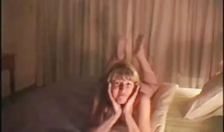 واحد واثنين فاسد افلام سكس مترجم اخ واخته