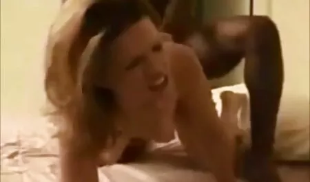 الجنس فيديو جنسي مترجم مفاجأة للضيوف