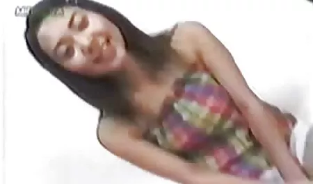 تدليك جميل نحيف في المعلم. افلام جنس طويله مترجمه