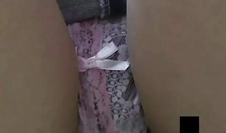 امرأة مع جنس مترجم محارم قبعة