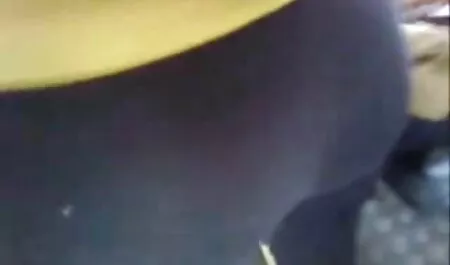 واحد في اثنين من جنس اسرائيلي مترجم الثقوب