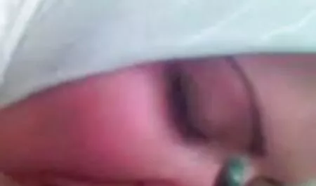كانت الفتاة سعيدة مواقع افلام سكس مترجم بمفاجأة رومانسية من صديقها.