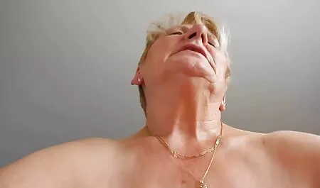 وضع Hahal على قبعة لصديقته قبل ممارسة الجنس. افلام سكس رعب مترجم