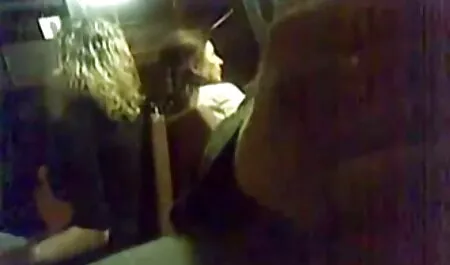 الجمال يميل عينيها في أول جنس امهات قديم انفجرت على وجهها