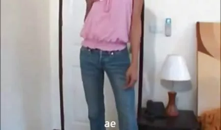الفتيات تحقق مرة افلام سكس اجنبى مترجم أخرى في الأعمال التجارية.