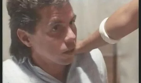 التقى الرجل بفتاة في الشارع وشجعها على ضرب افلام سكس كرتون مترجم الكرة في عمق السيارة وكان هناك بطة عنيفة في المنزل.