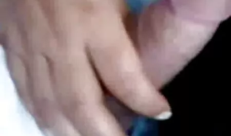 البنات يفضلون تناول الطعام مع الجيران. احدث افلام سكس مترجم